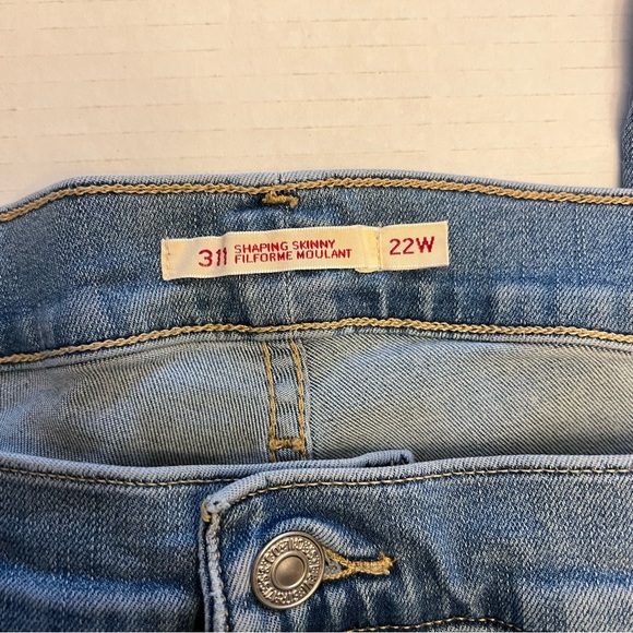 Levi Strauss 311 Shaping Skinny Jeans - Picture 2 of 4